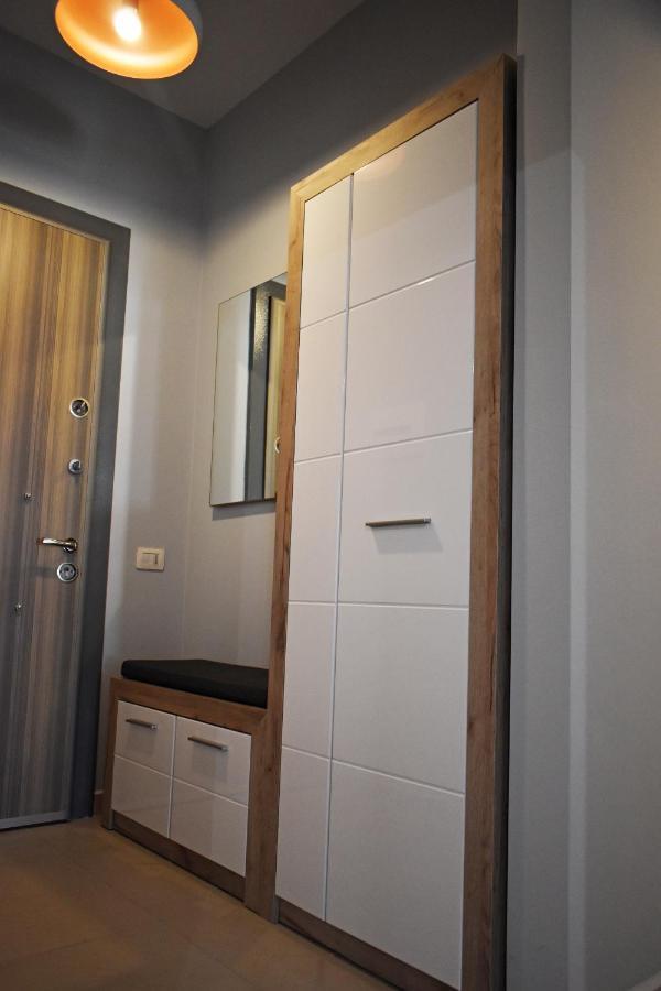 Vibrant Apartment Τίρανα Εξωτερικό φωτογραφία